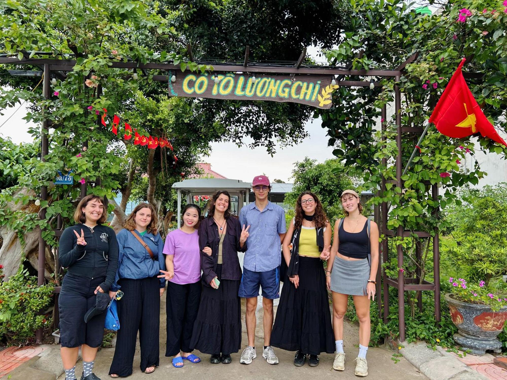 Co To Luong Chi Farm stay